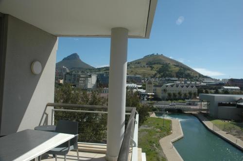 Cape Town South Africa hotel offer discount code Agoda.com