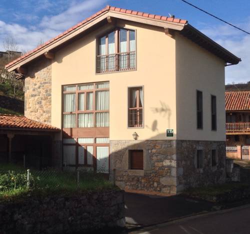 Demués Spain hotel offer discount code Booking.com