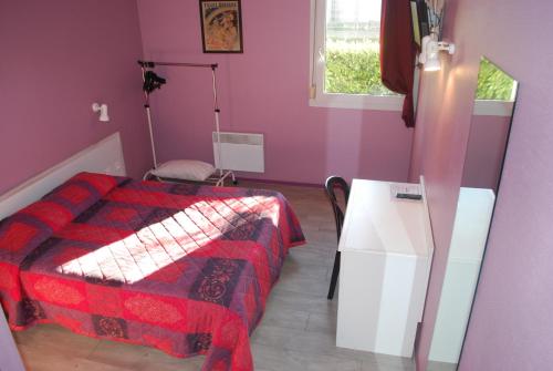 Castelsarrasin France hotel offer discount code Agoda.com