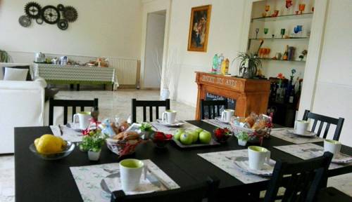 Napoli Italy hotel offer discount code Booking.com